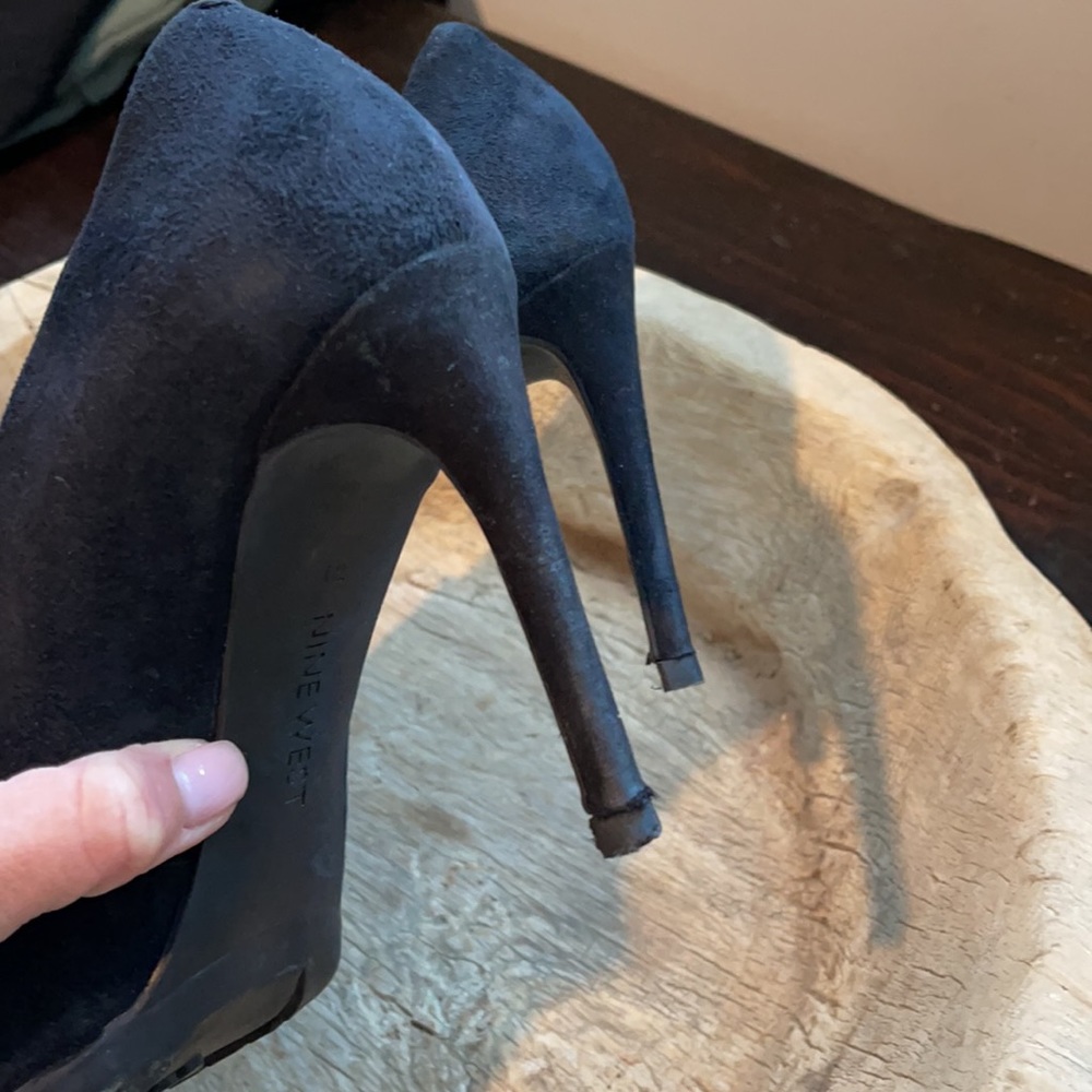 Suede pumps - Picture 2 of 5